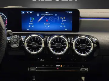 MERCEDES-BENZ CLA 200 AMG NIGHT Keyless SHZ LED Inne&hellip;
