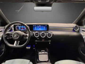 MERCEDES-BENZ CLA 200 AMG NIGHT Keyless SHZ LED Inne&hellip;
