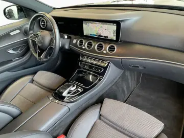 MERCEDES-BENZ E300 9G-Tronic Avantgarde MBUX High 360  LED-H