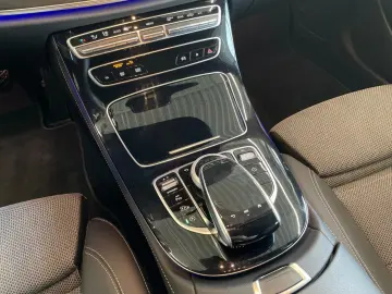 MERCEDES-BENZ E300 9G-Tronic Avantgarde MBUX High 360  LED-H