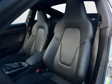 PORSCHE 992 911 Carrera BOSE Sportabgasanlage SHZ