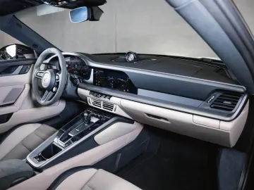 PORSCHE 911 Carrera 992.2 Sonderlackierung PTS