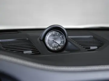 PORSCHE 911 Carrera 992.2 Sonderlackierung PTS