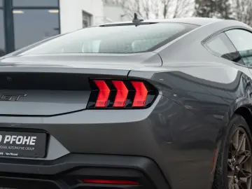 FORD Mustang GT 5.0 Ti-VCT V8 DISPLAY RFK LED SPORTAU