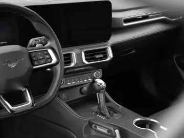 FORD Mustang GT 5.0 Ti-VCT V8 DISPLAY RFK LED SPORTAU