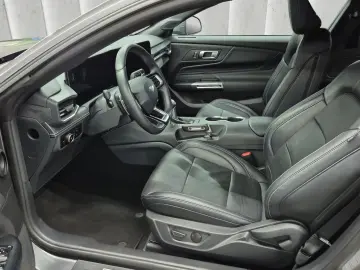 FORD Mustang GT 5.0 Ti-VCT V8 Auto Coupé. 328 kW. 2-t