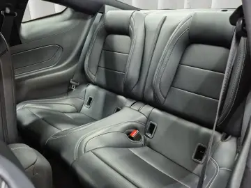 FORD Mustang GT 5.0 Ti-VCT V8 Auto Coupé. 328 kW. 2-t