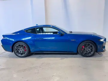 FORD Mustang Fastback 5.0 Ti-VCT V8 328 kW GT