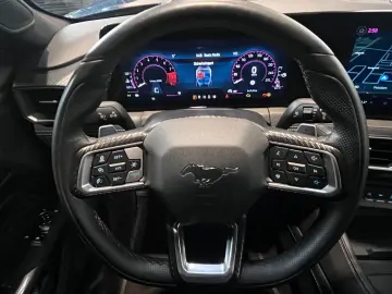 FORD Mustang Fastback 5.0 Ti-VCT V8 328 kW GT