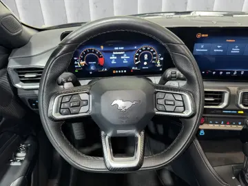 FORD Mustang GT 5.0 Ti-VCT V8 Auto Coupé. 328 kW. 2-t