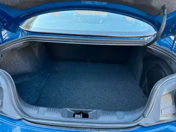 FORD Mustang Fastback 5.0 Ti-VCT V8 Aut. GT