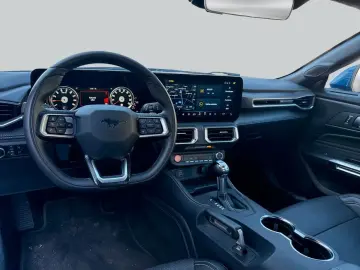 FORD Mustang Fastback 5.0 Ti-VCT V8 Aut. GT