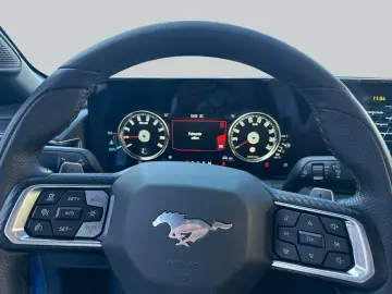 FORD Mustang Fastback 5.0 Ti-VCT V8 Aut. GT