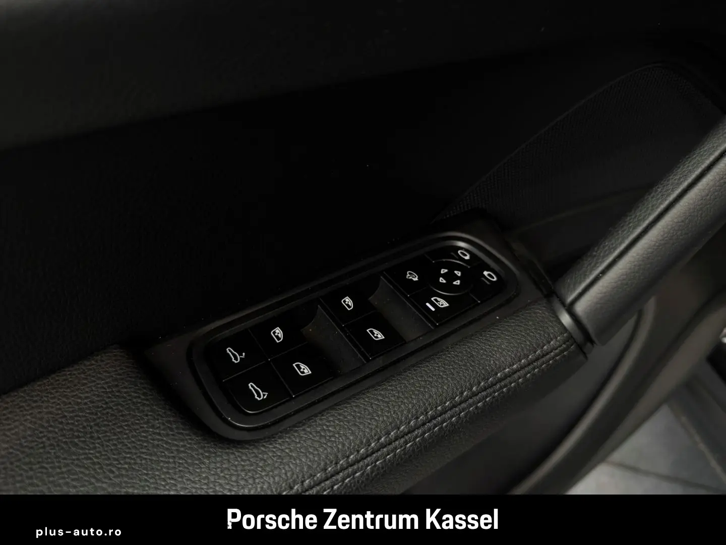 PORSCHE Cayenne Coupe LED-Matrix Surround-View Panorama