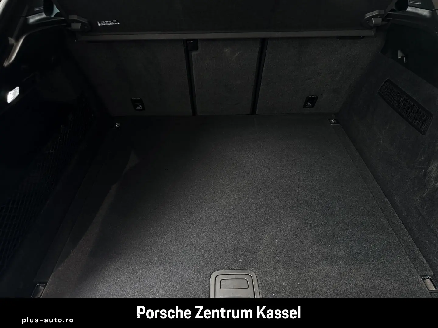 PORSCHE Cayenne Coupe LED-Matrix Surround-View Panorama