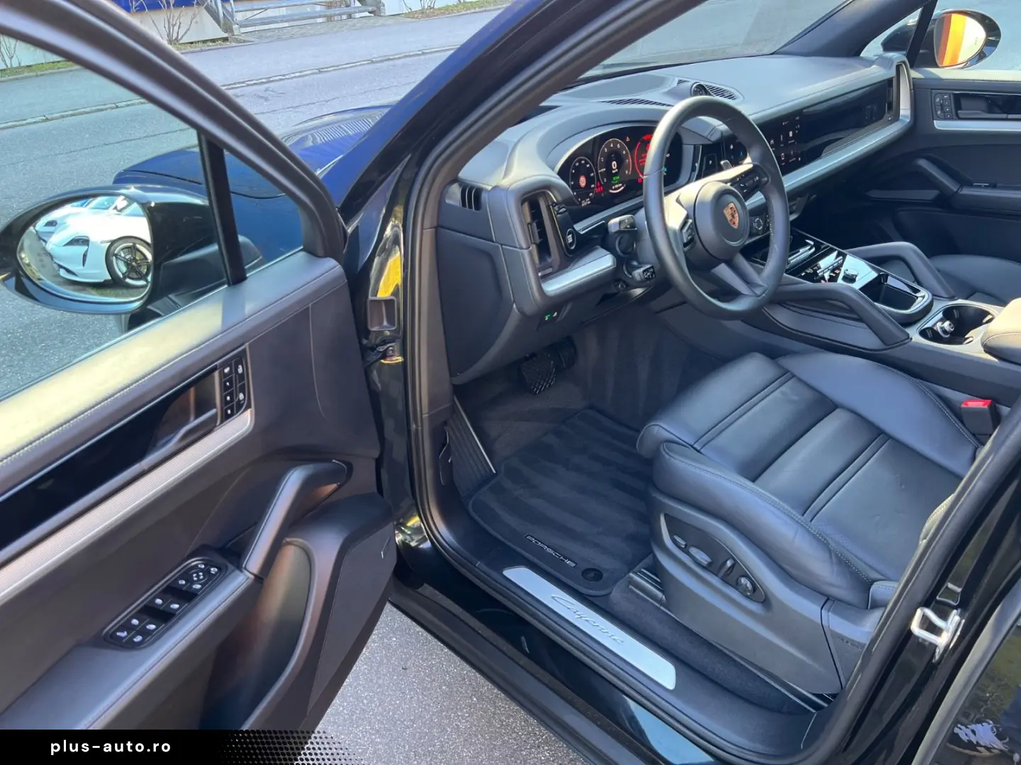 PORSCHE Cayenne E-Hyb Inno · Headup · MY25 · 22 Exclusiv