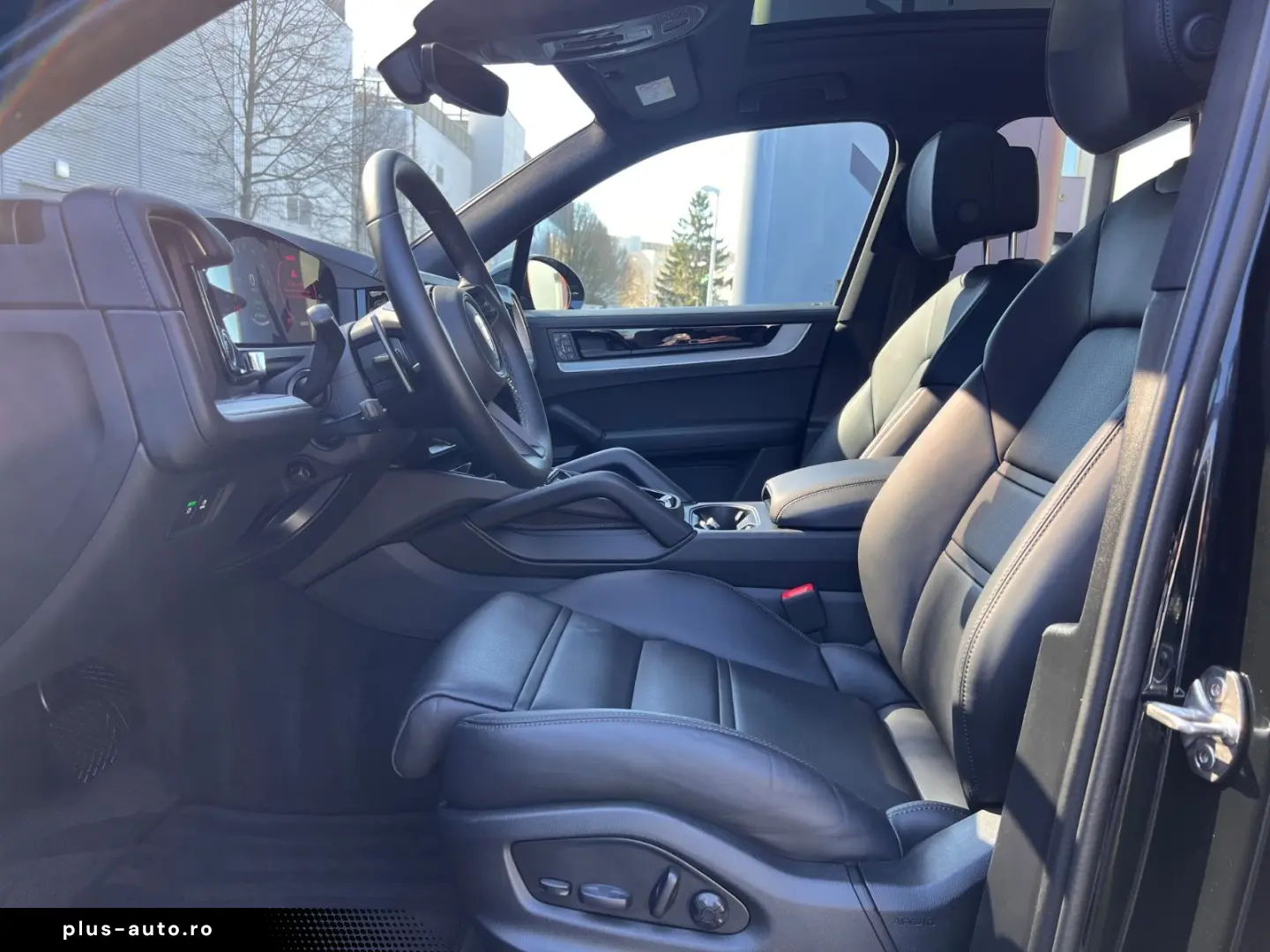 PORSCHE Cayenne E-Hyb Inno · Headup · MY25 · 22 Exclusiv