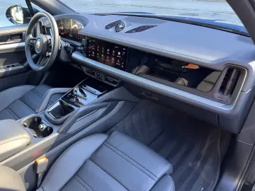 PORSCHE Cayenne E-Hyb Inno · Headup · MY25 · 22 Exclusiv