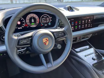 PORSCHE Cayenne E-Hyb Inno · Headup · MY25 · 22 Exclusiv