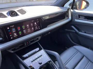 PORSCHE Cayenne E-Hyb Inno · Headup · MY25 · 22 Exclusiv