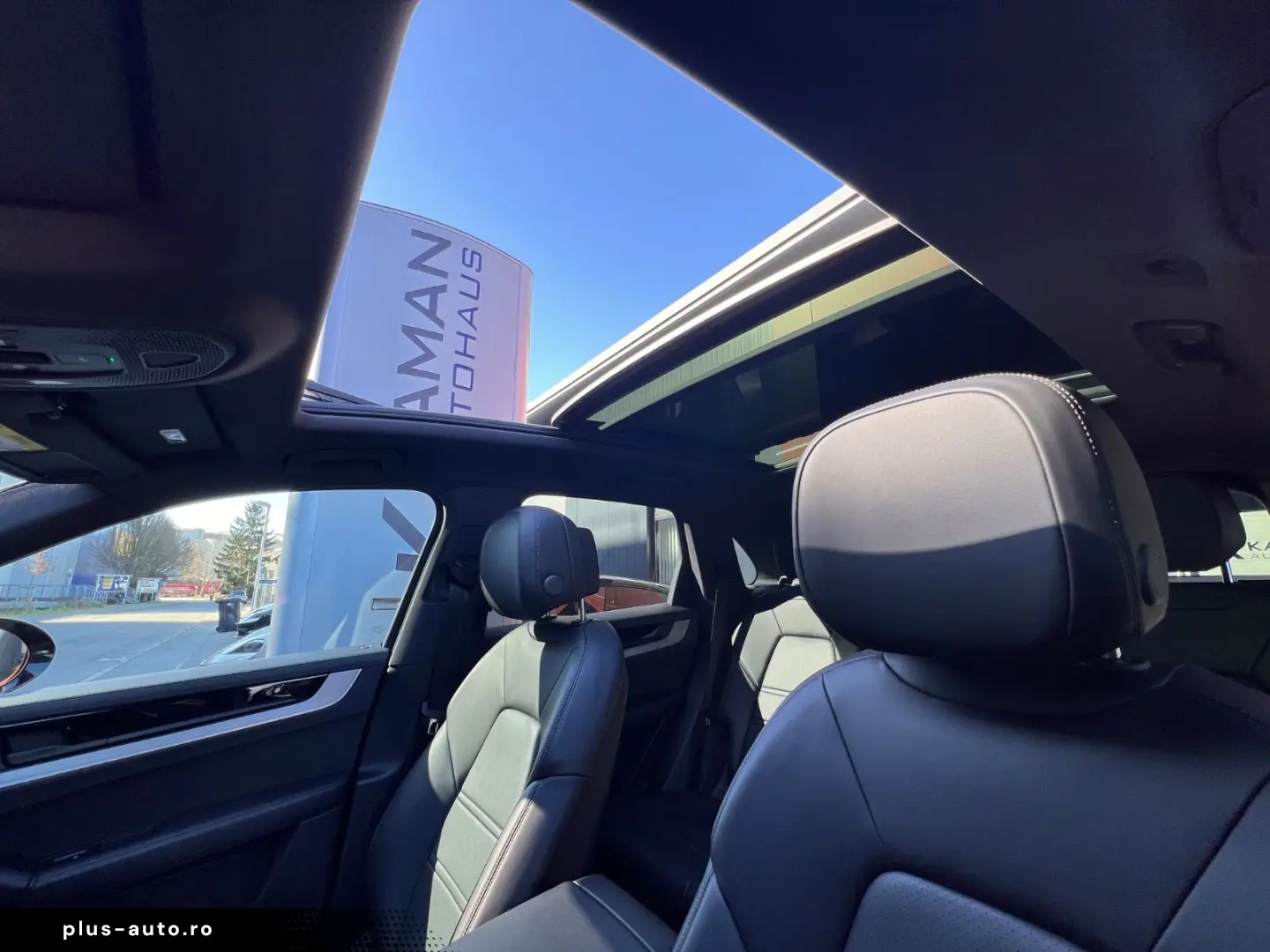 PORSCHE Cayenne E-Hyb Inno · Headup · MY25 · 22 Exclusiv