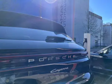 PORSCHE Cayenne E-Hyb Inno · Headup · MY25 · 22 Exclusiv