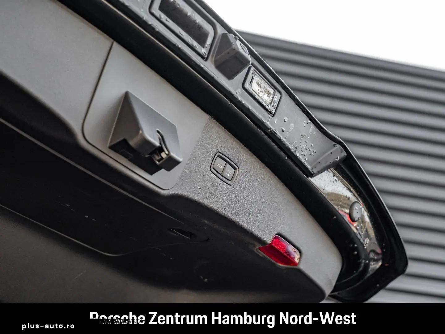 PORSCHE Cayenne E-Hybrid Coupe PASM Burmester InnoDrive