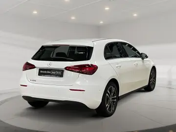 MERCEDES-BENZ A 200 MBUX AHK Cam LED Navi AUT PTS Pa&hellip;