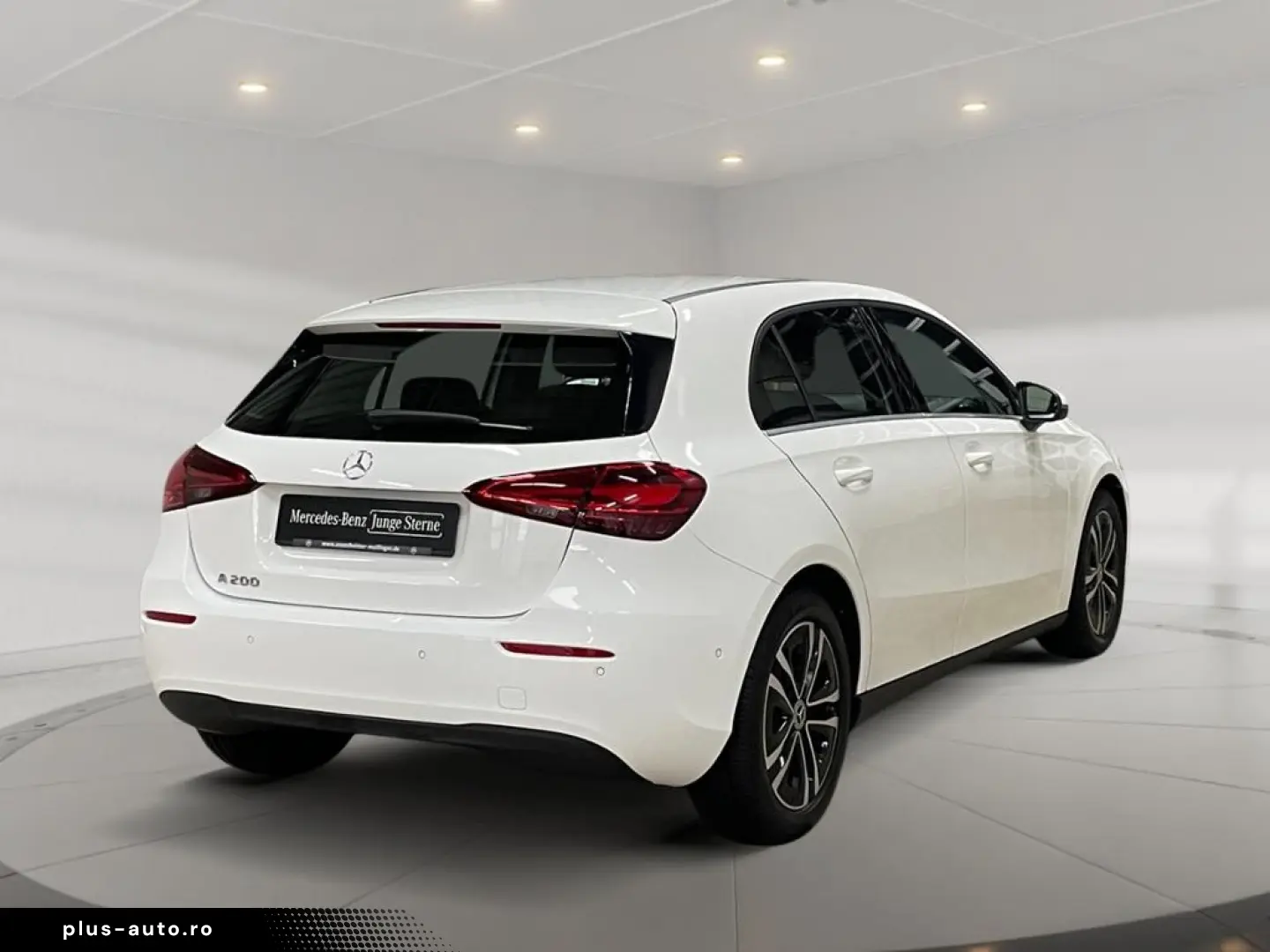 MERCEDES-BENZ A 200 MBUX AHK Cam LED Navi AUT PTS Pa&hellip;