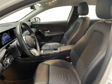 MERCEDES-BENZ A 200 MBUX AHK Cam LED Navi AUT PTS Pa&hellip;