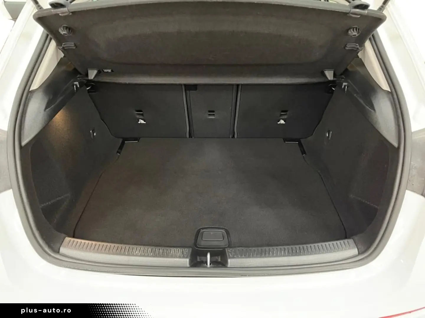 MERCEDES-BENZ A 200 MBUX AHK Cam LED Navi AUT PTS Pa&hellip;