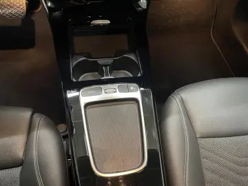 MERCEDES-BENZ A 200 MBUX AHK Cam LED Navi AUT PTS Pa&hellip;