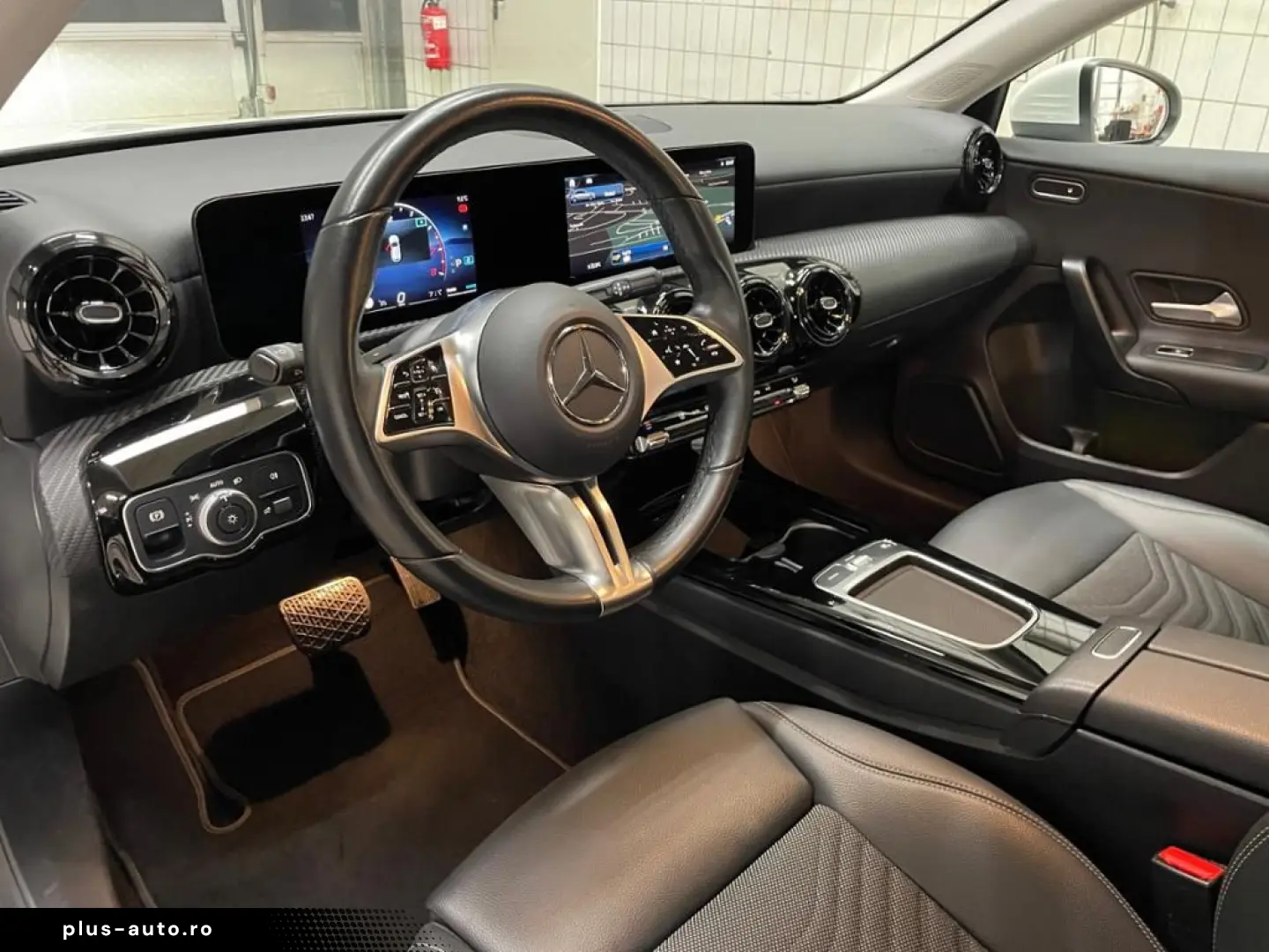 MERCEDES-BENZ A 200 MBUX AHK Cam LED Navi AUT PTS Pa&hellip;