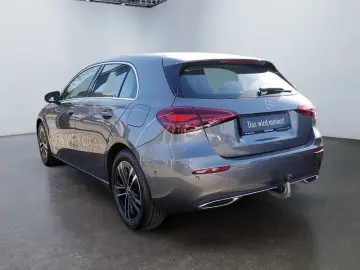 MERCEDES-BENZ A 200   PROGRESSIVE AHK KAMERA SPUR PDC SHZ