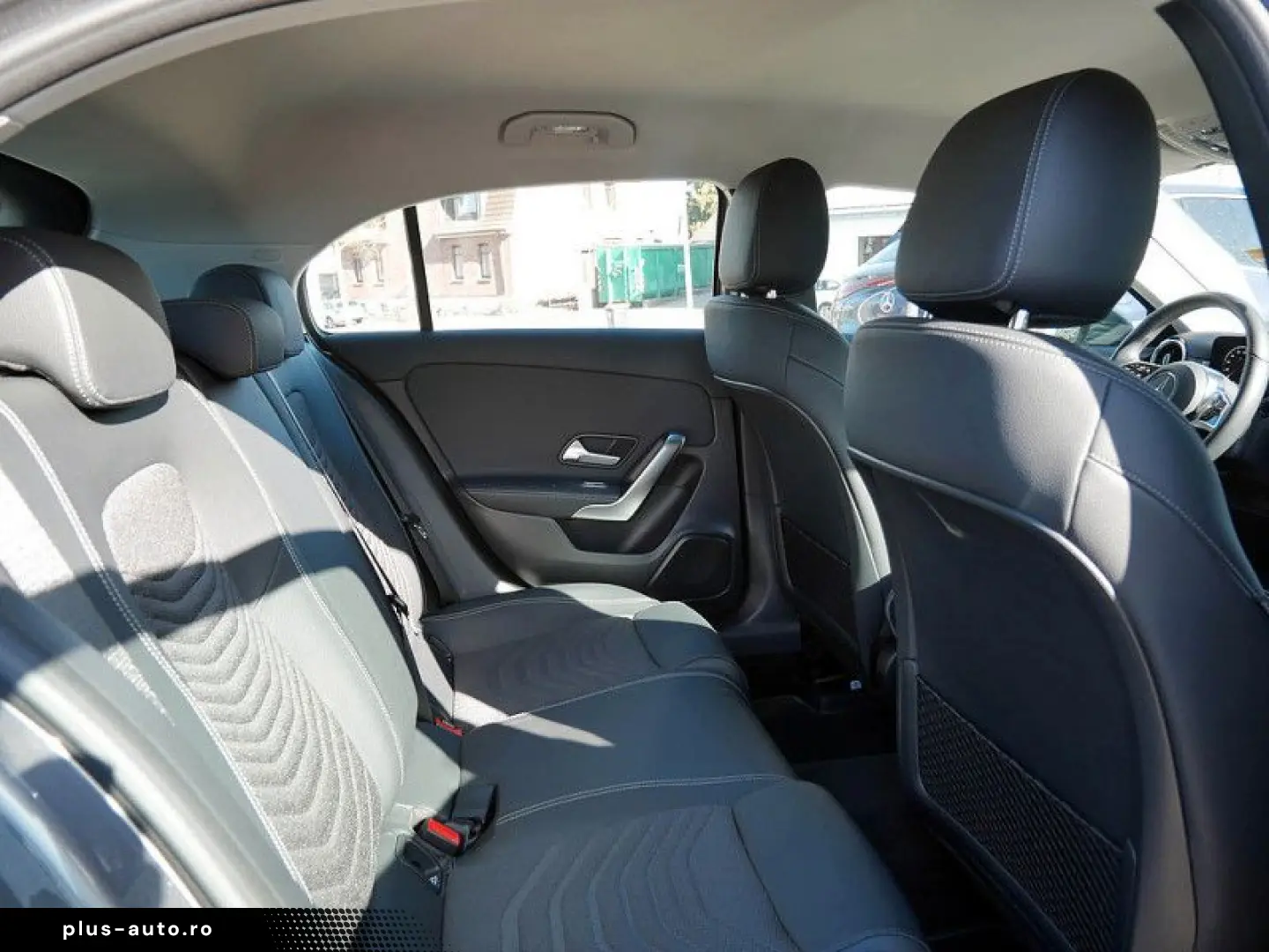 MERCEDES-BENZ A 200   PROGRESSIVE AHK KAMERA SPUR PDC SHZ