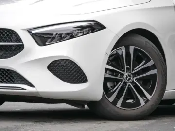 MERCEDES-BENZ A 200 Limo Progressive AHK LED Kamera &hellip;