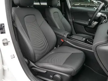 MERCEDES-BENZ A 200 Limo Progressive AHK LED Kamera &hellip;