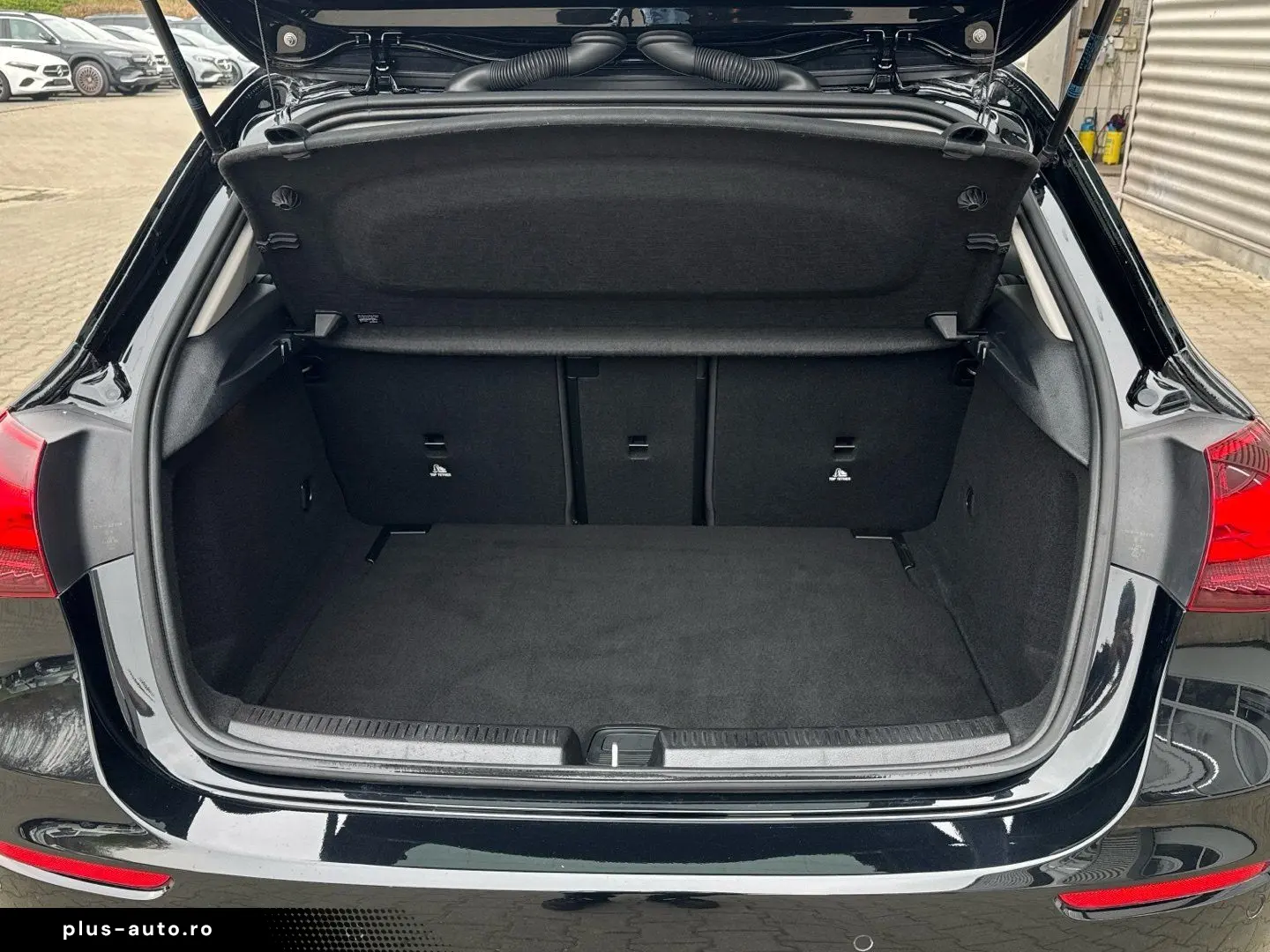 MERCEDES-BENZ A 200 Progressive Multibeam Rückfahrka&hellip;