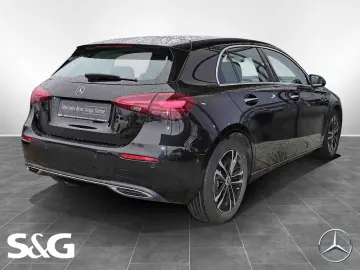 MERCEDES-BENZ A 200 Progressive Plus LED 17  MBUX