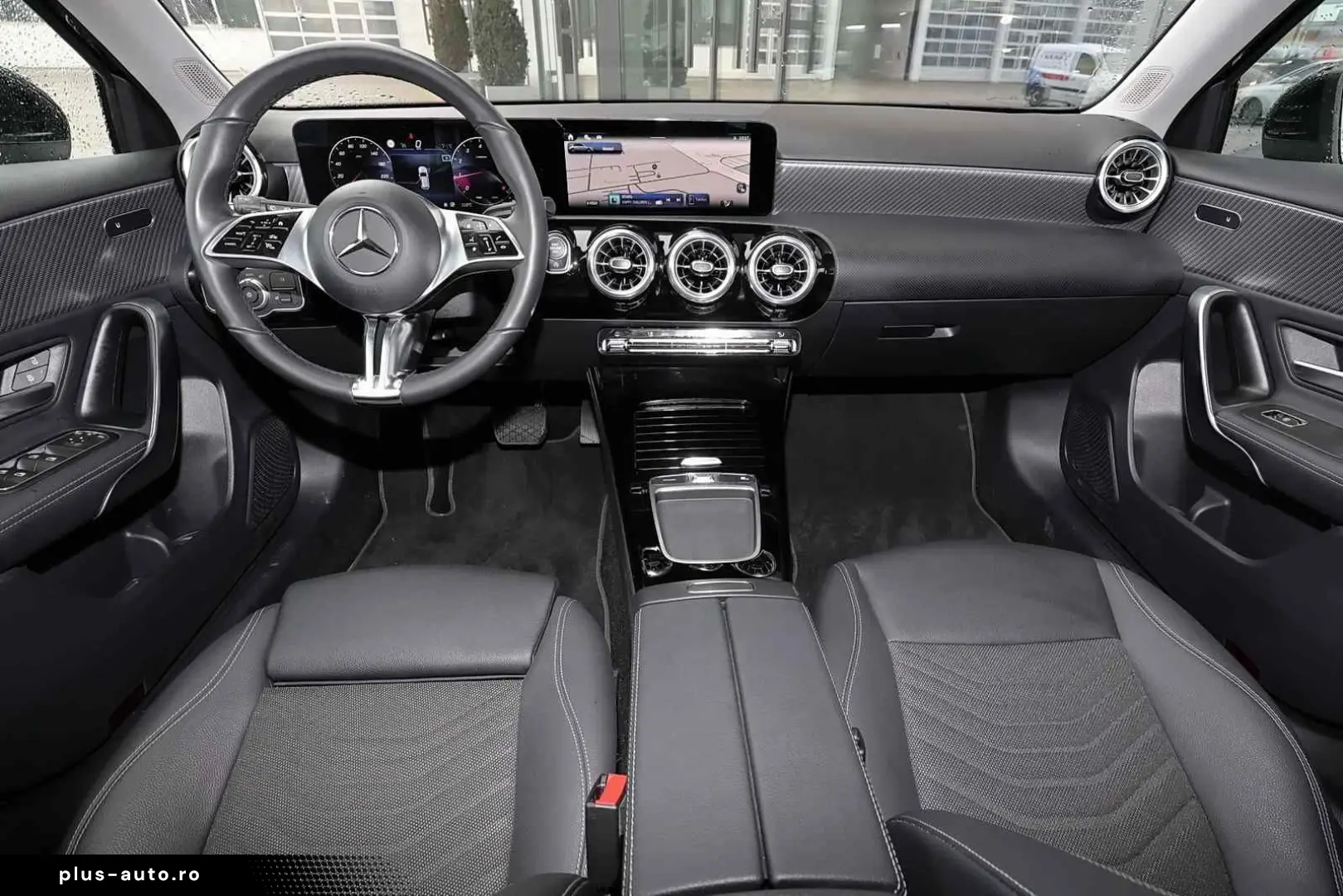 MERCEDES-BENZ A 200 Progressive Plus LED 17  MBUX