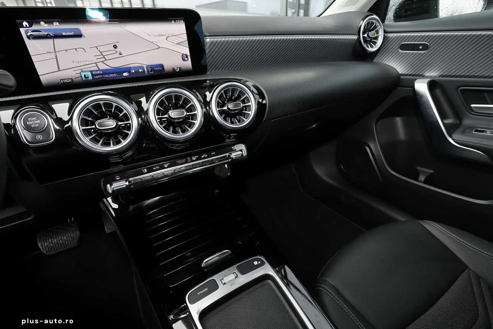 MERCEDES-BENZ A 200 Progressive Plus LED 17  MBUX