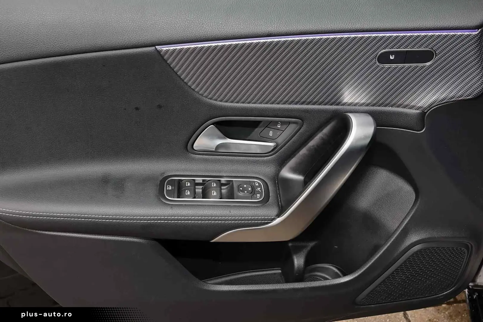 MERCEDES-BENZ A 200 Progressive Plus LED 17  MBUX