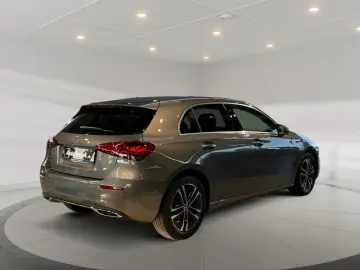 MERCEDES-BENZ A 200 Progressive MBUX Progressive MBeam Wide