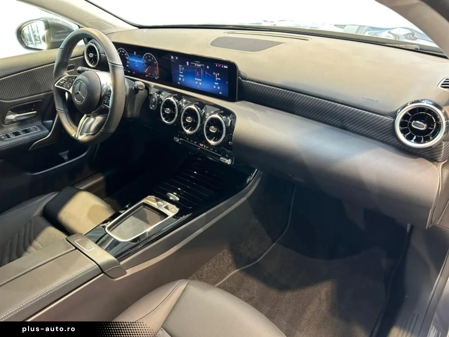 MERCEDES-BENZ A 200 Progressive MBUX Progressive MBeam Wide