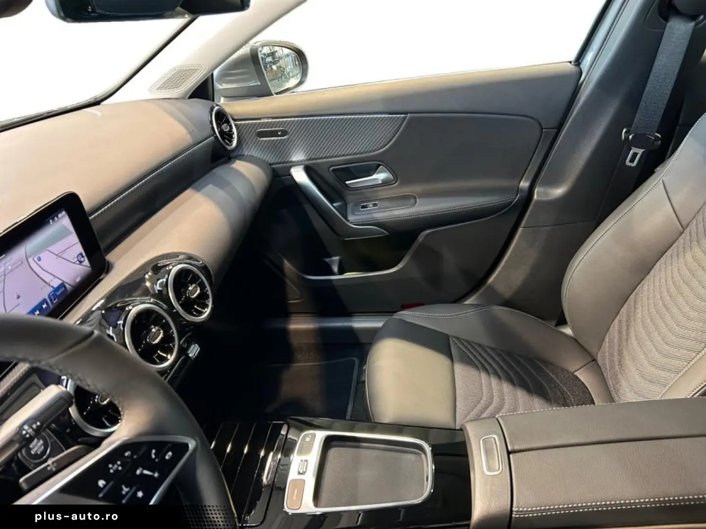 MERCEDES-BENZ A 200 Progressive MBUX Progressive MBeam Wide