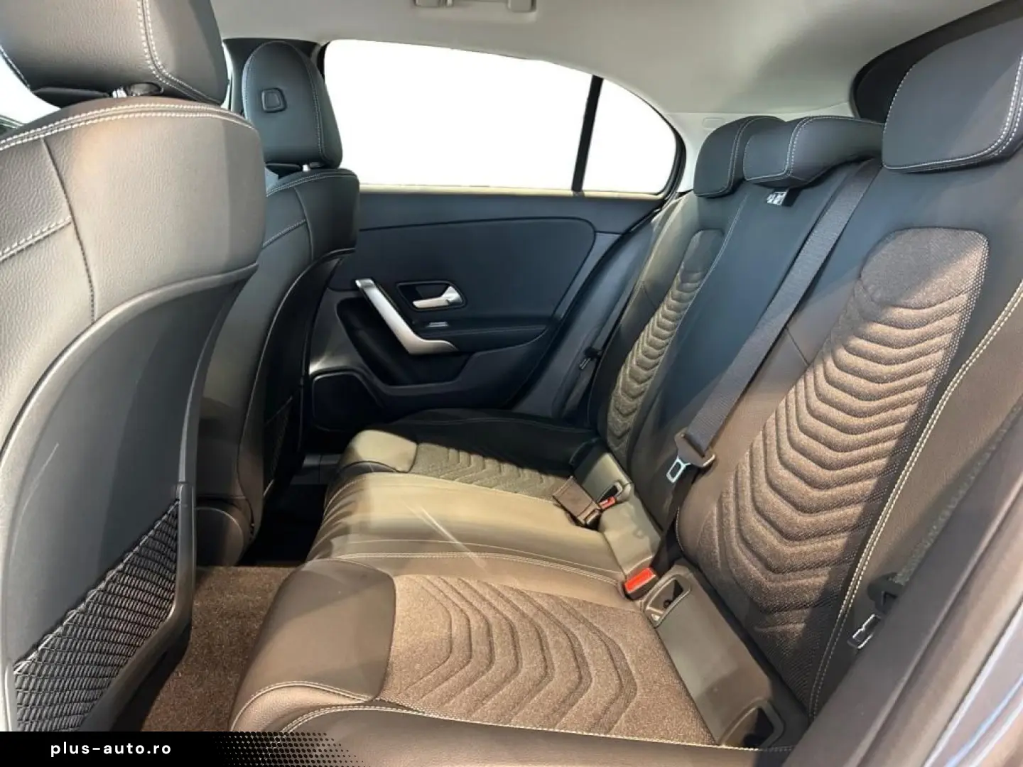 MERCEDES-BENZ A 200 Progressive MBUX Progressive MBeam Wide