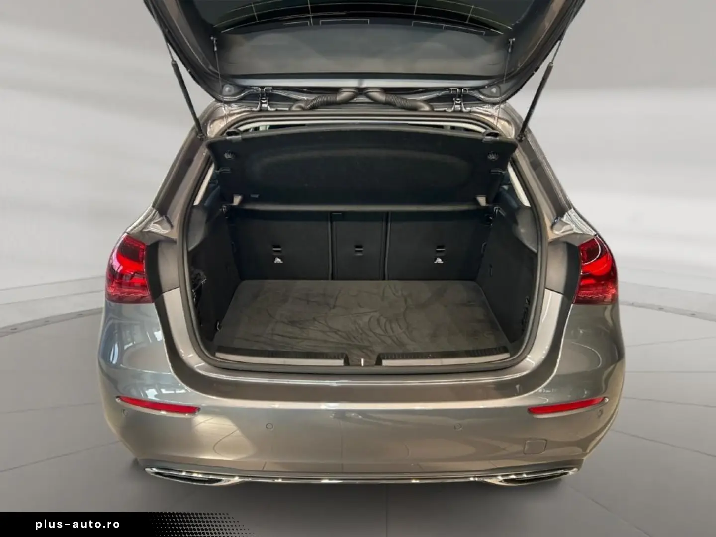 MERCEDES-BENZ A 200 Progressive MBUX Progressive MBeam Wide