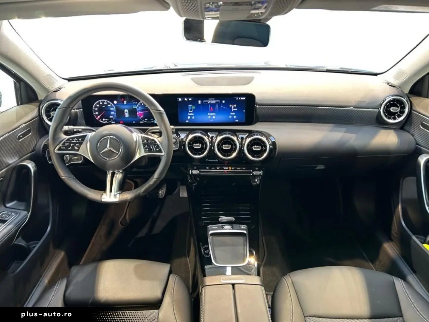 MERCEDES-BENZ A 200 Progressive MBUX Progressive MBeam Wide