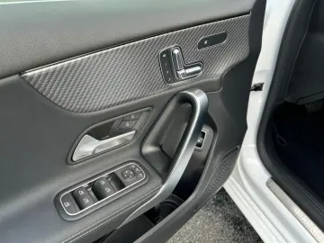 MERCEDES-BENZ A 250 e Progressive Advanced LED Memor&hellip;