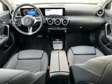 MERCEDES-BENZ A 250 e Progressive Advanced LED Memor&hellip;